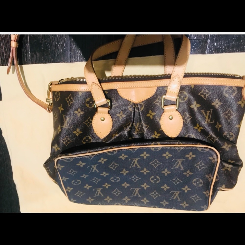 Louis Vuitton AUTHENTIC Palermo PM Bag  SOlLD 🔴